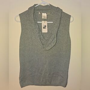 NWT Max Studio size medium top.